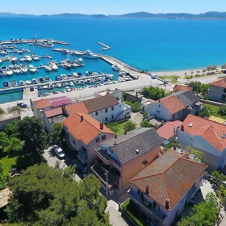 Apartment Klarica *