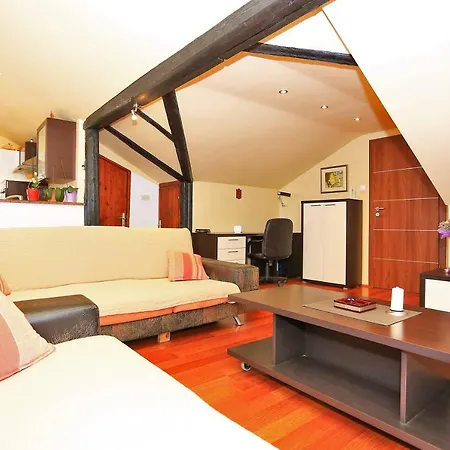 Apartment Klarica