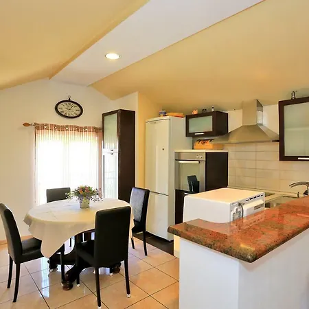 Apartment Klarica